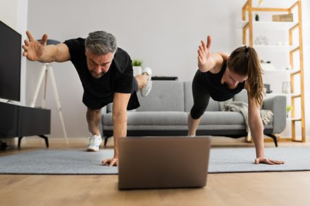online vs in-person personal training online vs in-person personal training