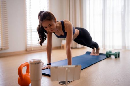 Triat Fitness | How Can an In Home Personal Trainer Toronto Create a Fitness Plan That Fits Your Lifestyle? In Home Personal Trainer